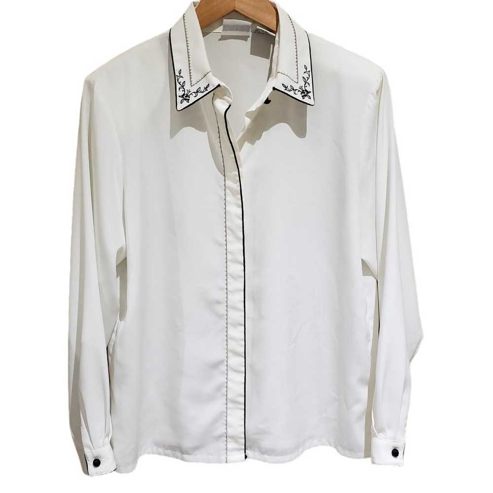 Vintage Shirt Embroidered Collar Button Down Blou… - image 1