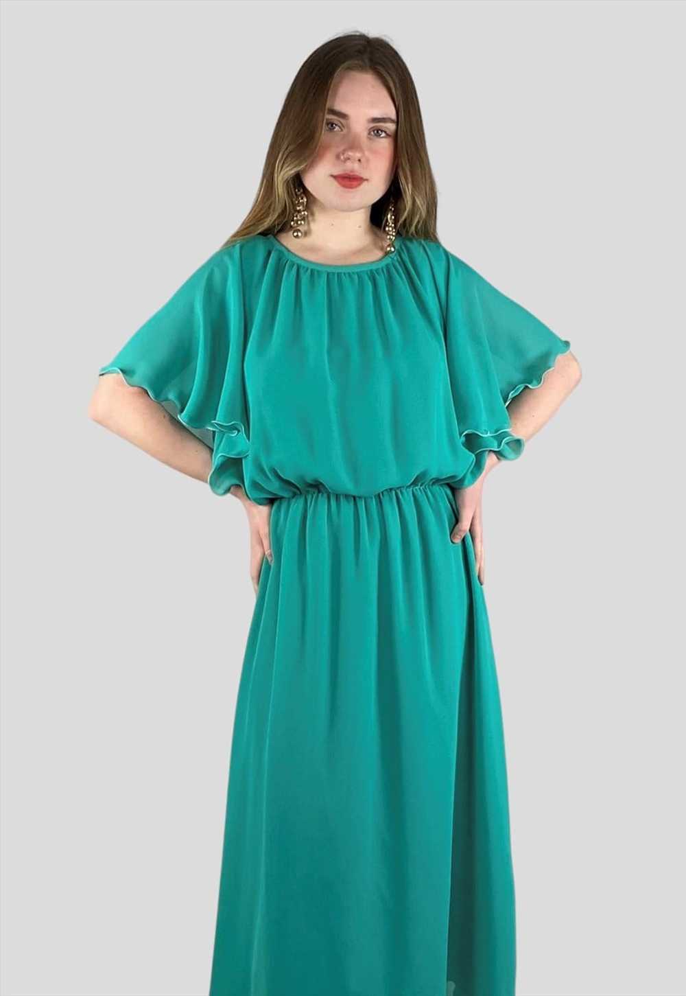 70's Vintage Green Caped Fluted Sleeve Ladies Mid… - image 2