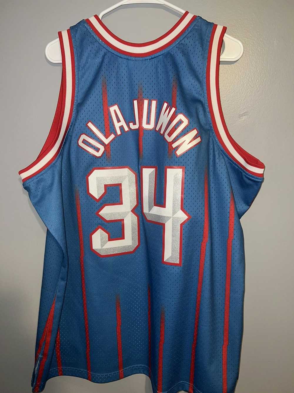 Mitchell & Ness Alternate Hakeem Olajuwon rockets… - image 2