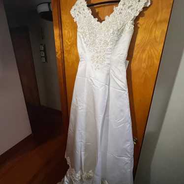 Wedding Dress & Veil - Size 12 - image 1