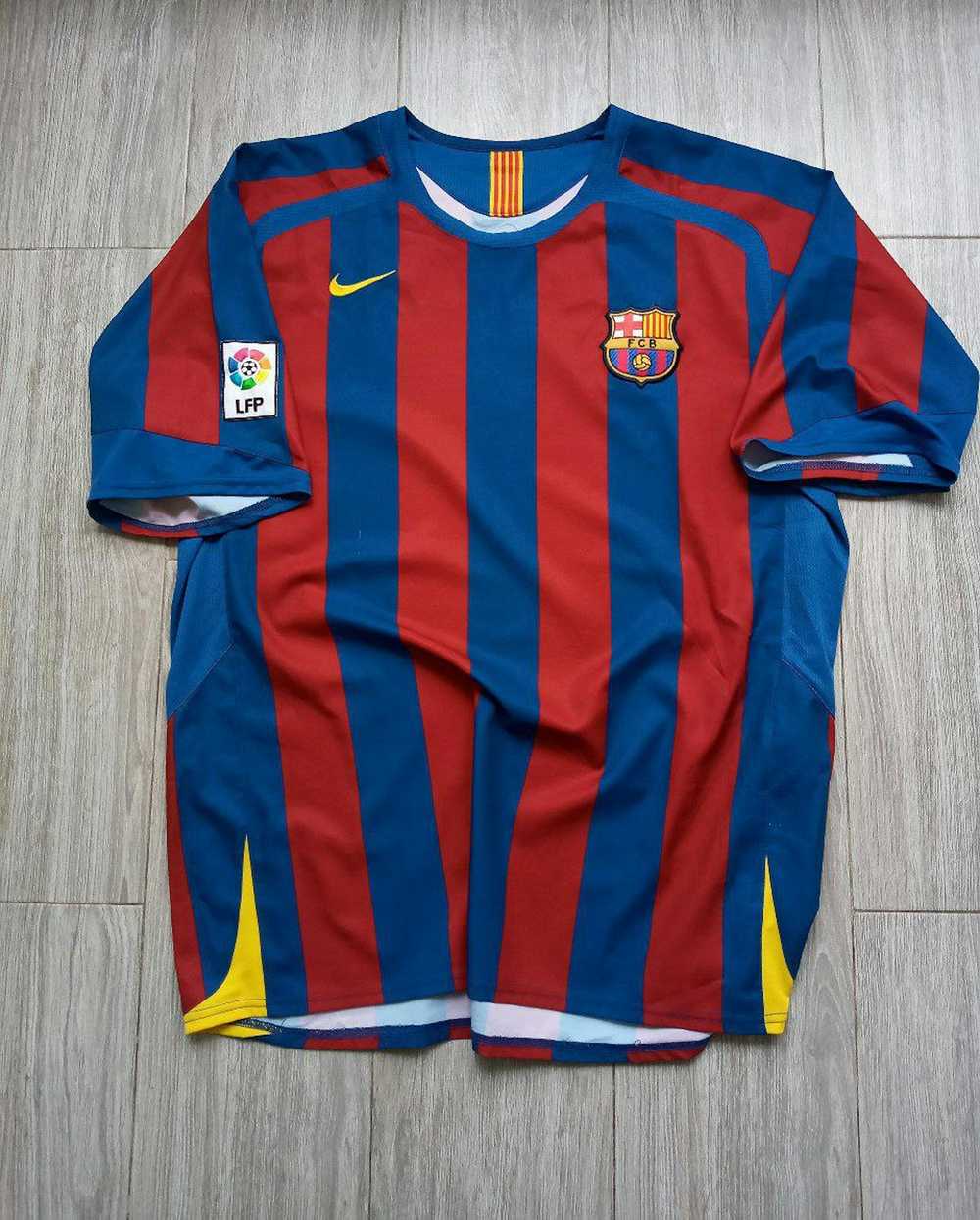 Nike × Soccer Jersey × Vintage Nike Barcelona 200… - image 2
