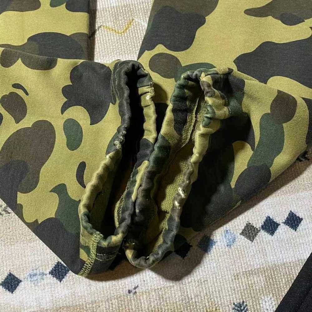 Bape CAMO SHARK PANT - image 6