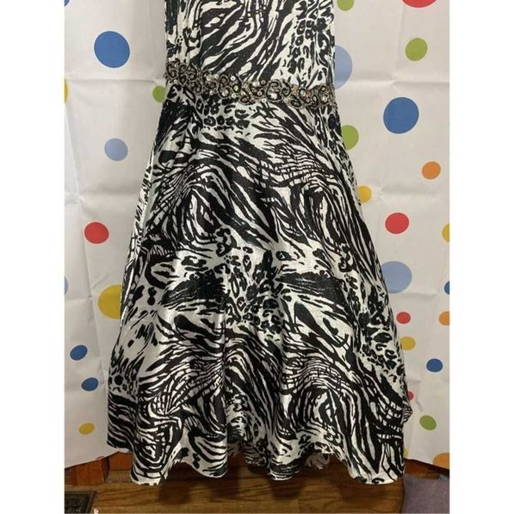 Tiffany Designs Size 4 Formal Gown Black & White … - image 12