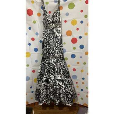 Tiffany Designs Size 4 Formal Gown Black & White … - image 1