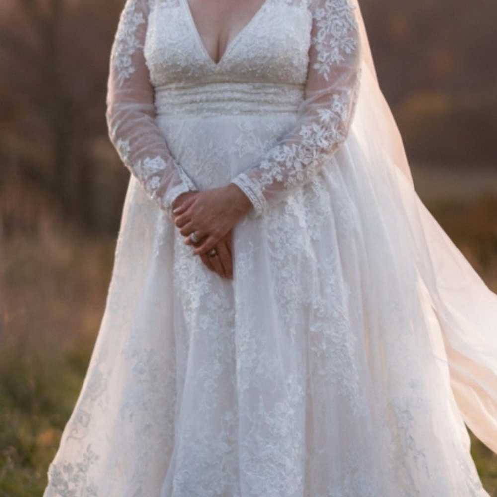 Oleg cassani wedding dress - image 2