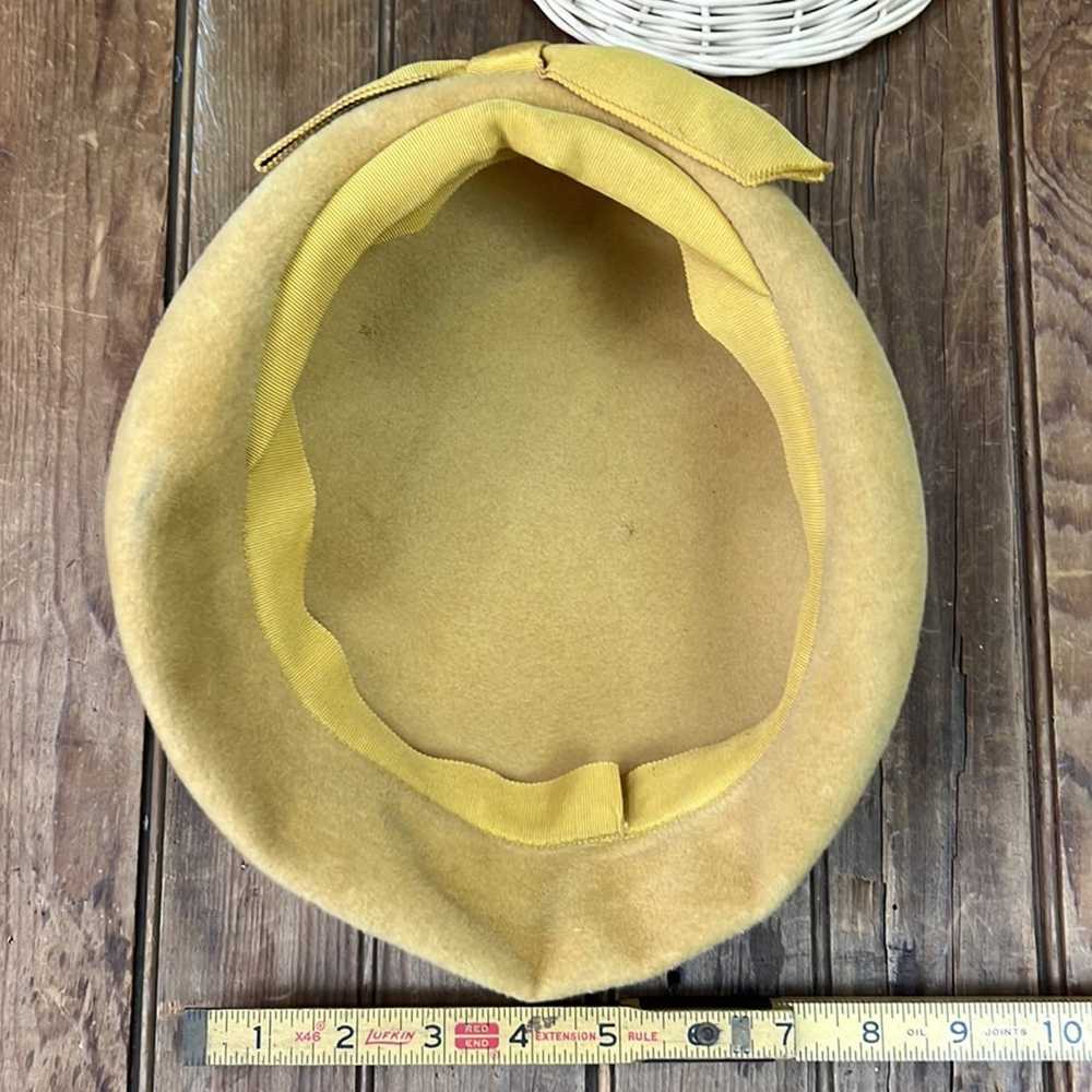 Vintage 1940s gold wool hat halo style hat back b… - image 5