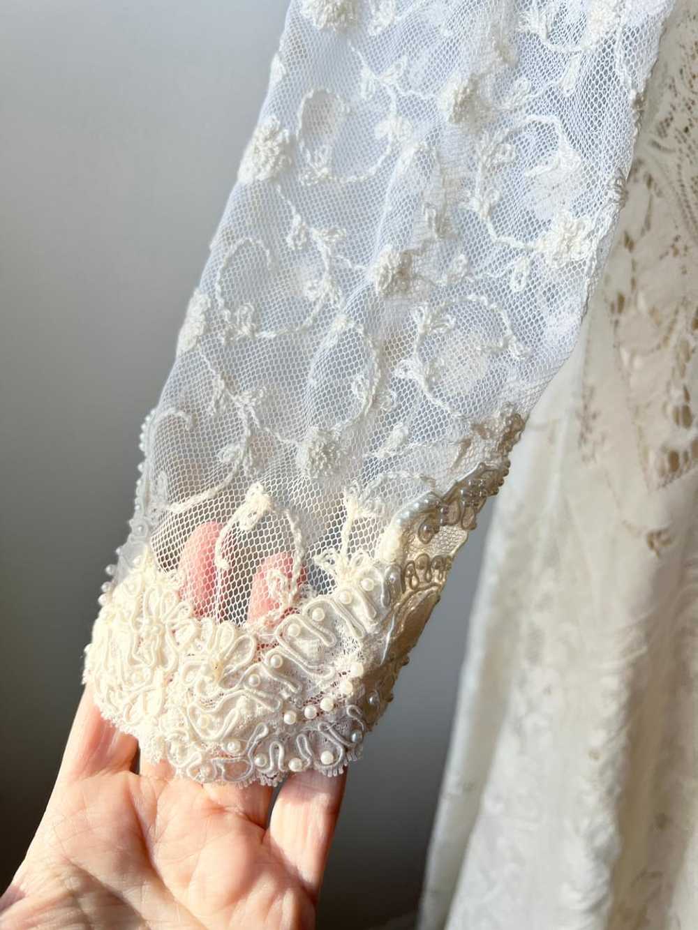 Martin McCrea Ivory lace boho wedding dress Med… - image 6