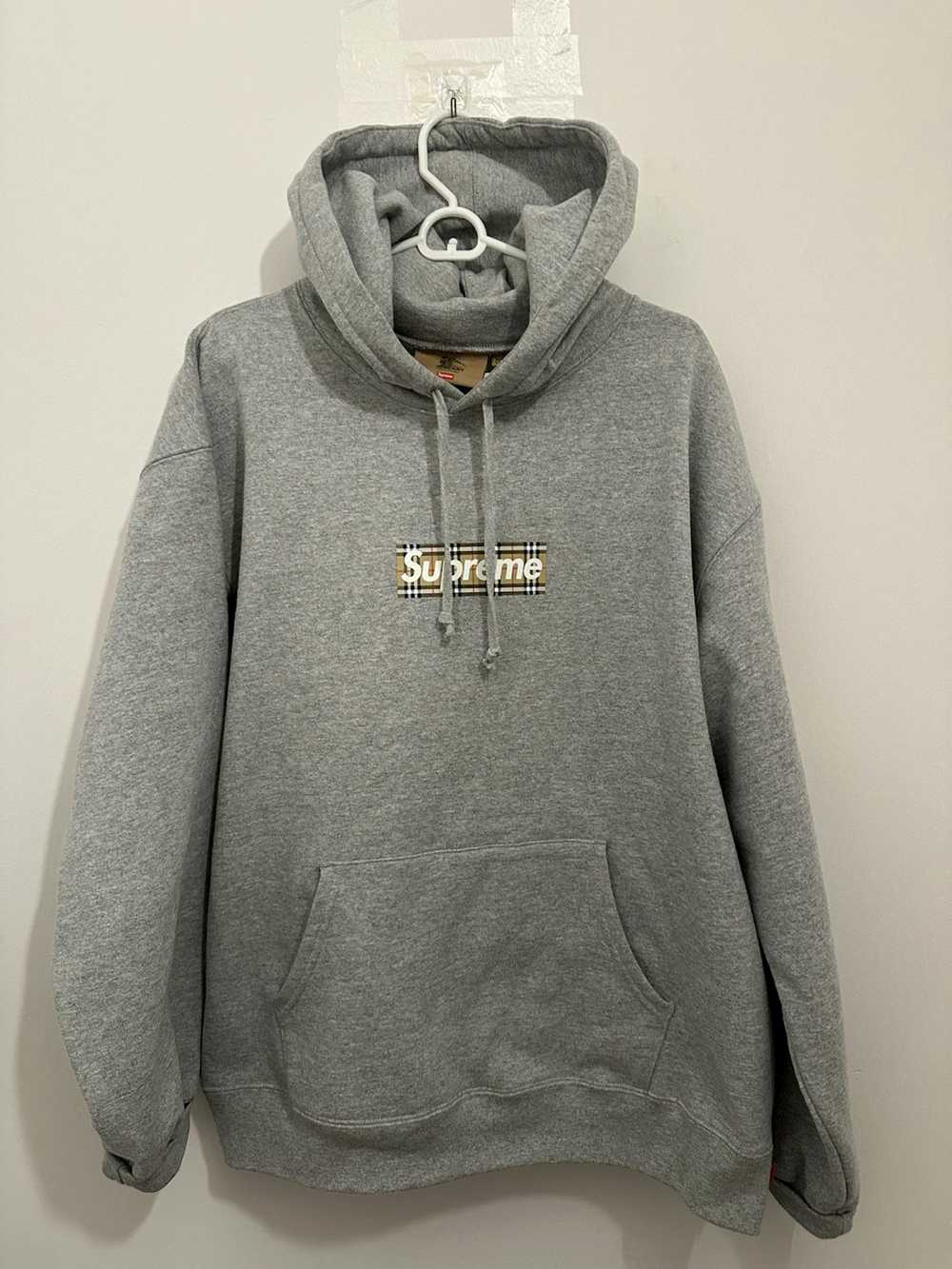 Burberry × Supreme Supreme X Burberry GREY HOODIE - image 1