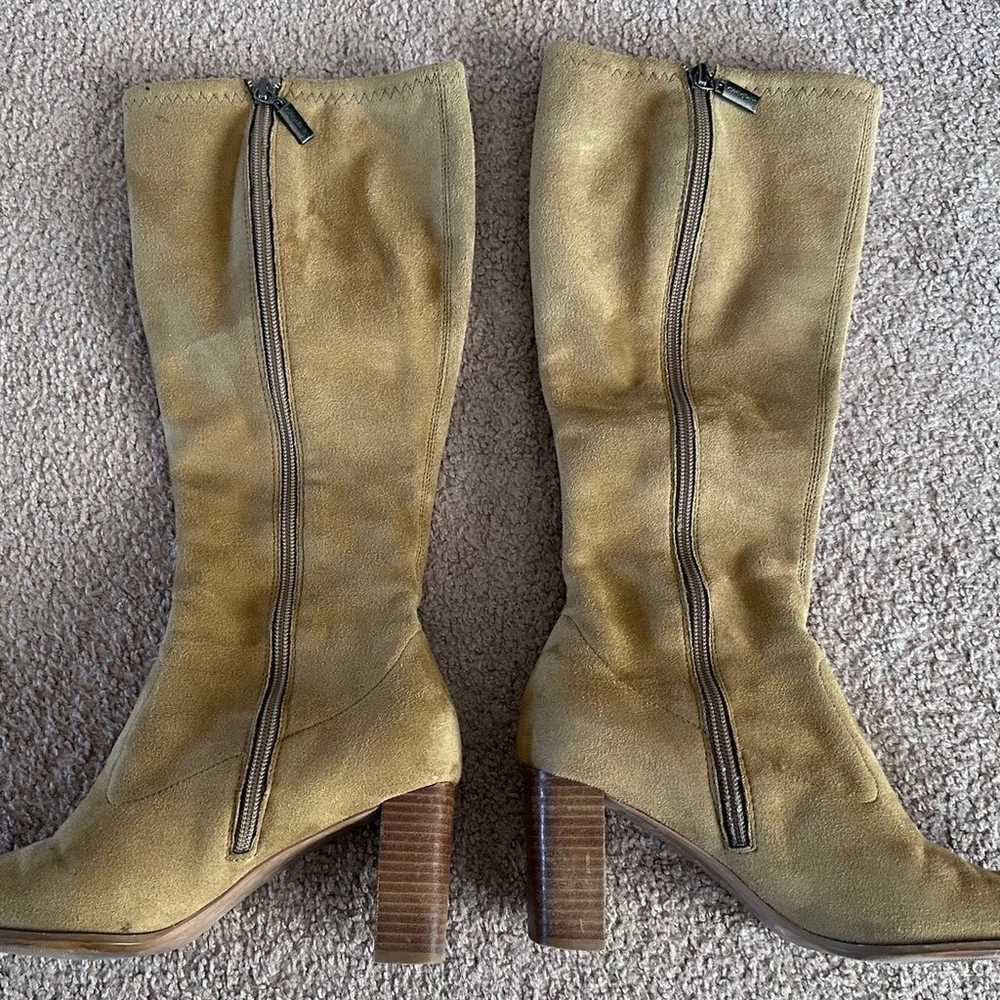 Women’s Vintage 90s Candie’s Tan Faux Suede Knee … - image 3