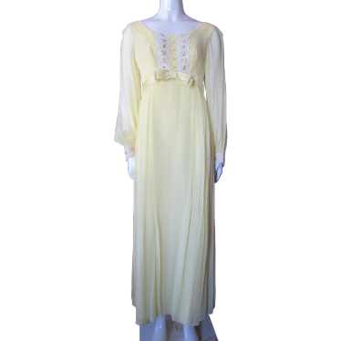SALE Lovley 1970 Era Bridesmaid or Prom Dress in … - image 1