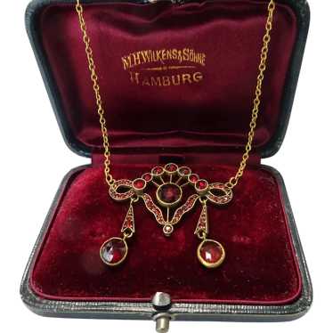 GORGEOUS Antique Victorian Bohemian Garnet Neckla… - image 1
