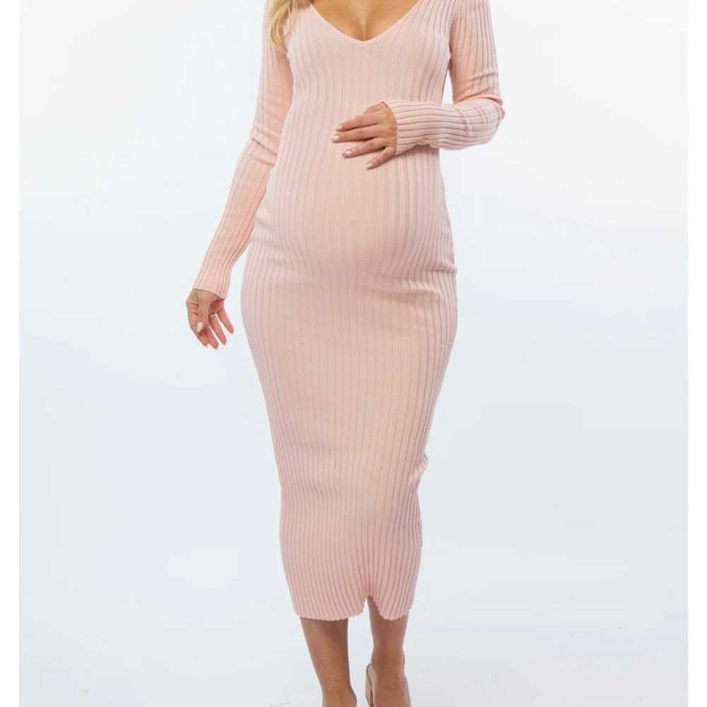 Pink V-neck long sleeve maternity dress - image 3