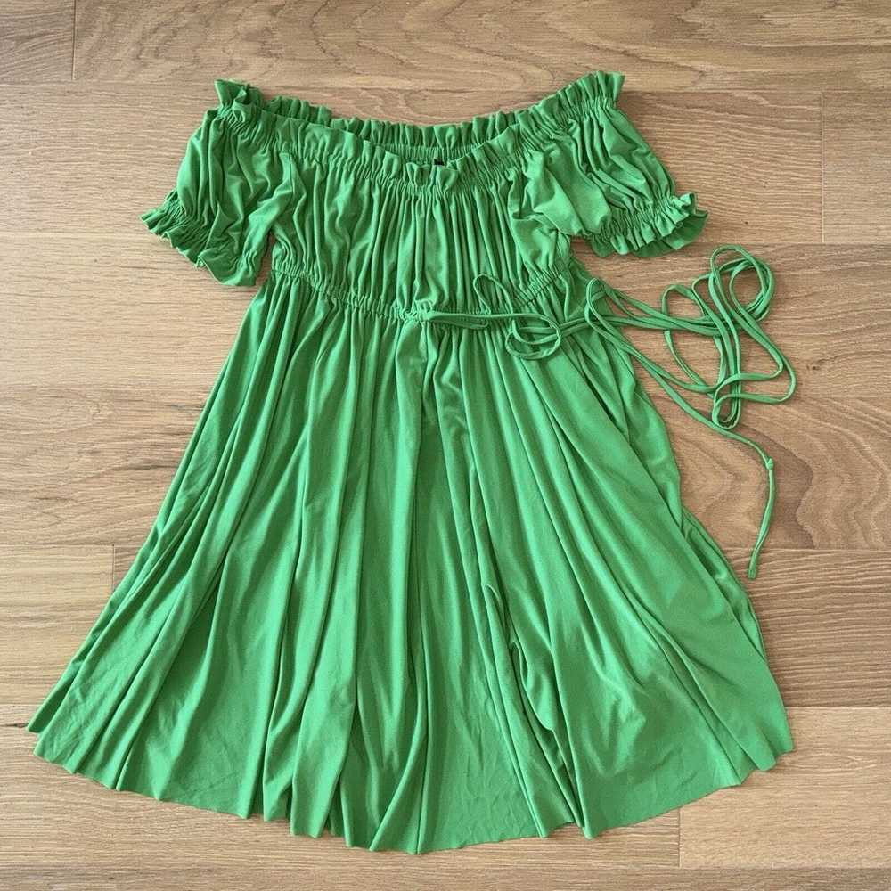 NORMA KAMALI green short sleeve peasant dress off… - image 7