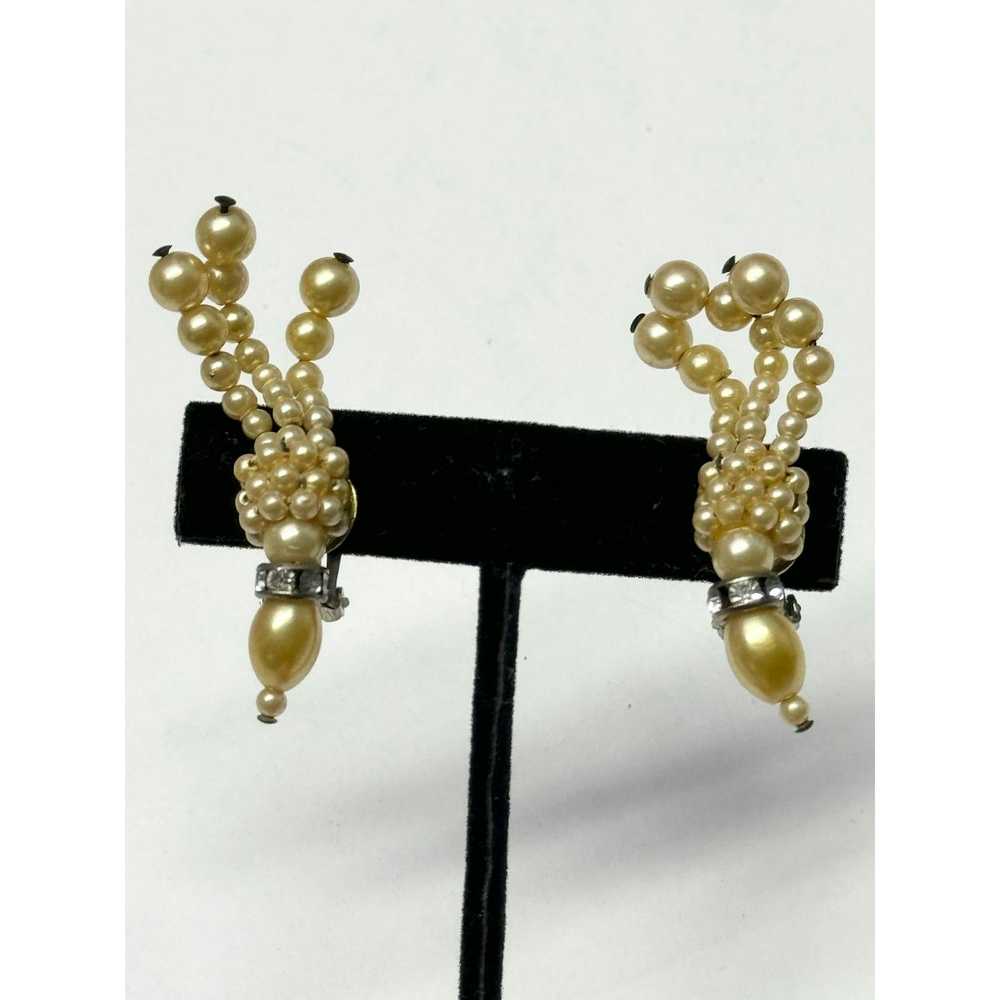 Vintage Vintage rhinestone faux pearl earrings - image 1