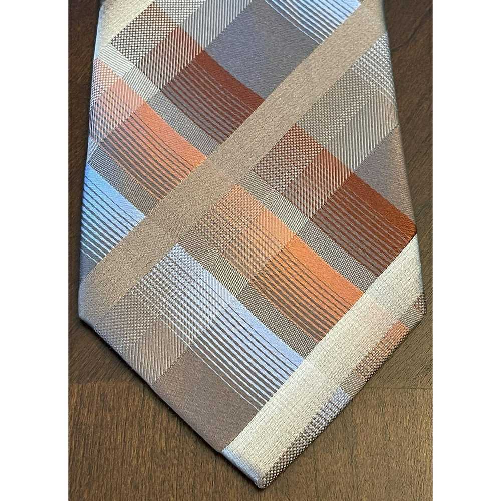 Van Heusen Van Heusen, 100% Silk, Men’s Neck Tie,… - image 1
