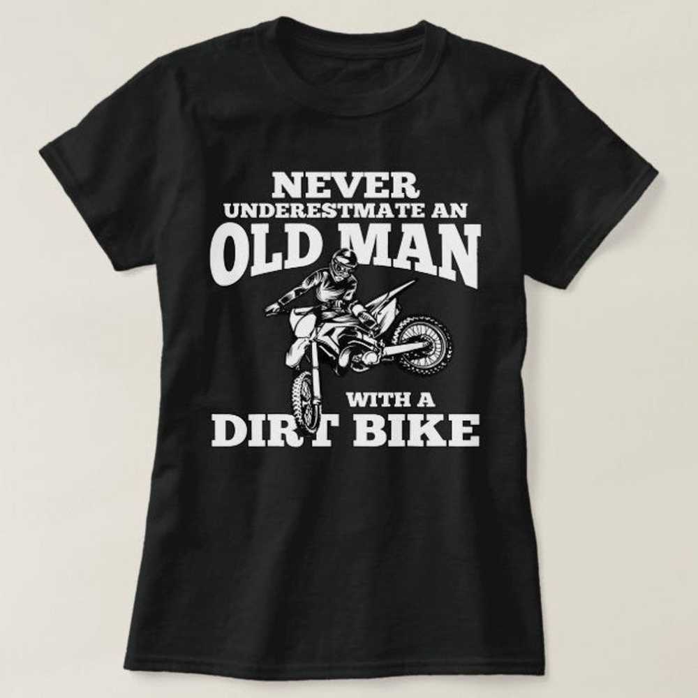 New NEVER UNDERESTIMATE AN OLD MAN WITH A T-Shirt - image 1