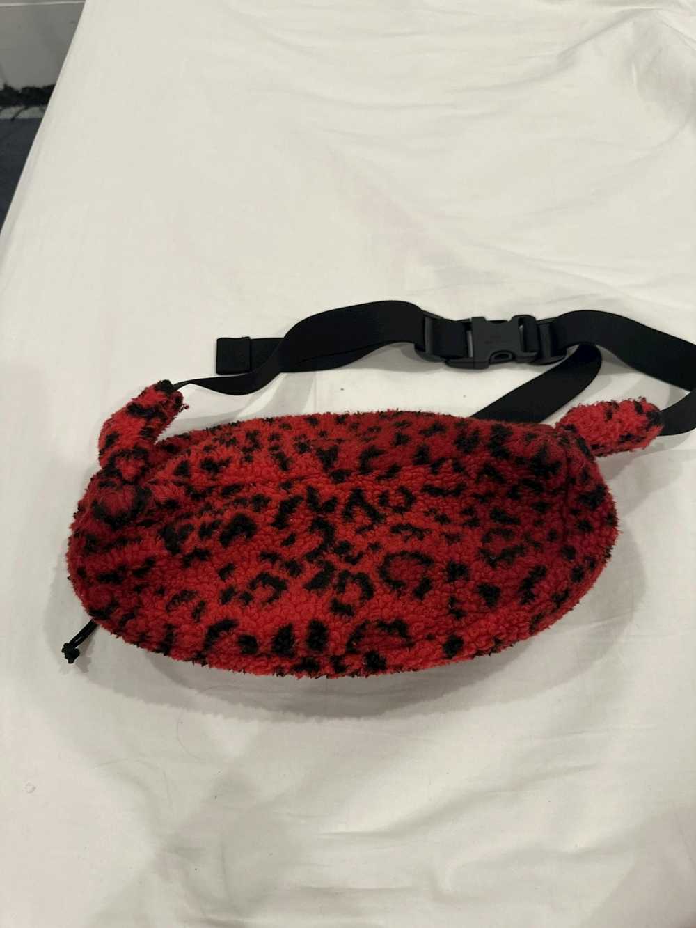 Supreme Supreme Leopard fleece waist bag - image 2