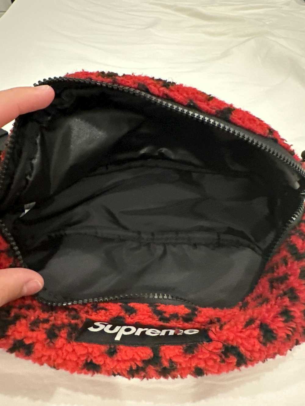 Supreme Supreme Leopard fleece waist bag - image 5