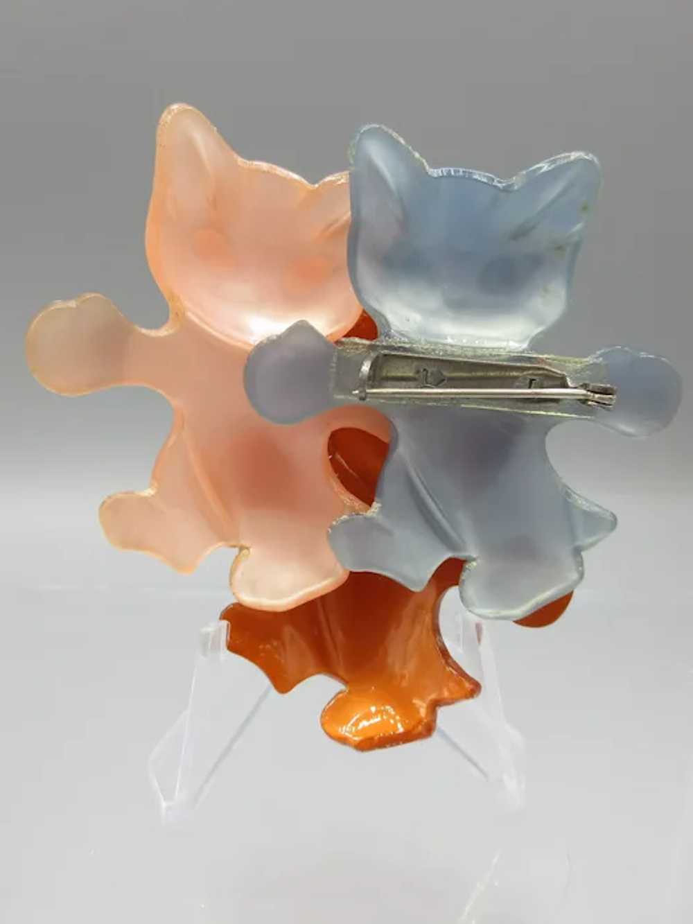 Figural Three Little Kittens Early Plastic Pin - image 4