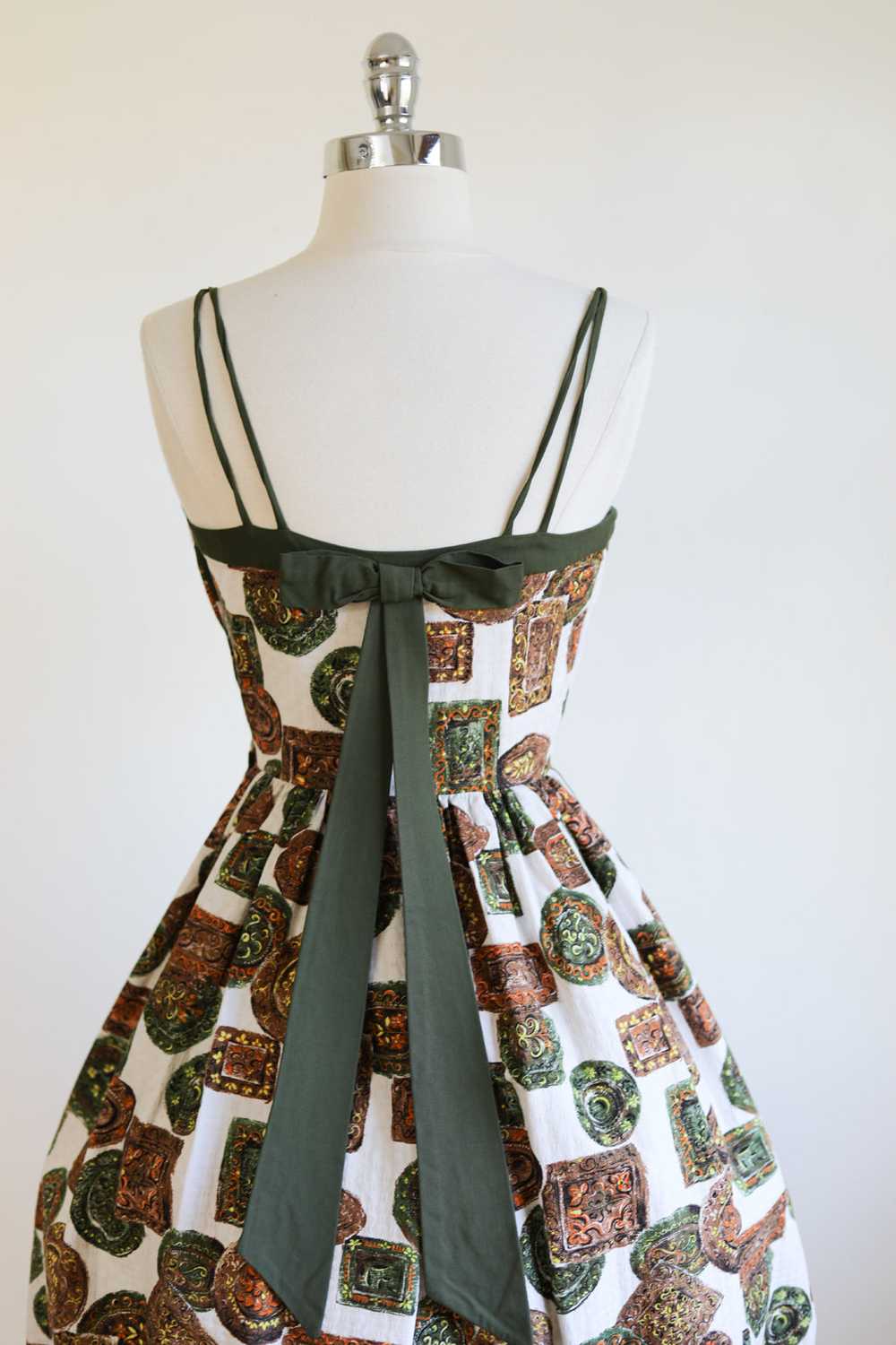 Vintage 1950s Dress - Incredible Cotton Brocade O… - image 11