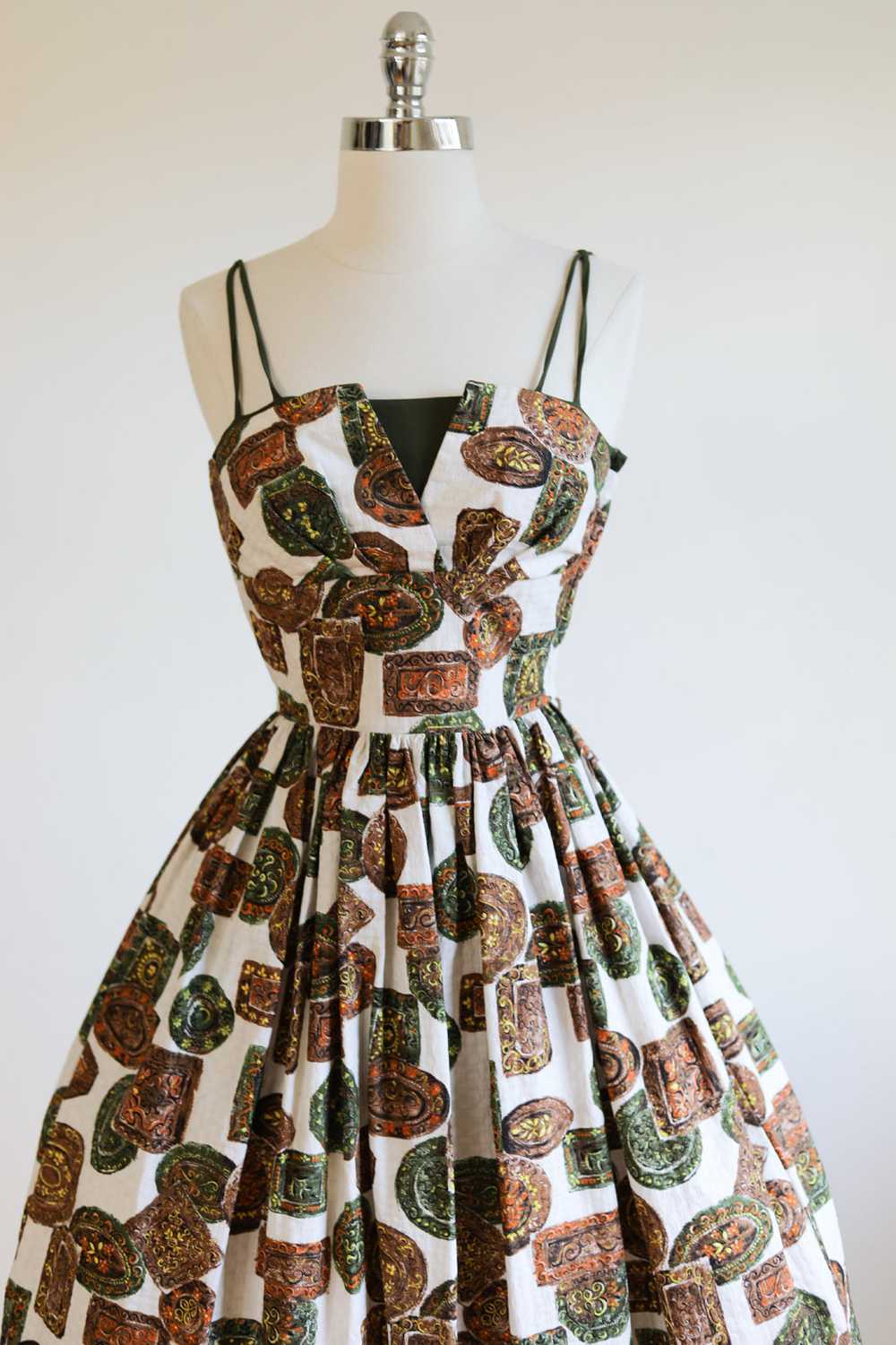 Vintage 1950s Dress - Incredible Cotton Brocade O… - image 3
