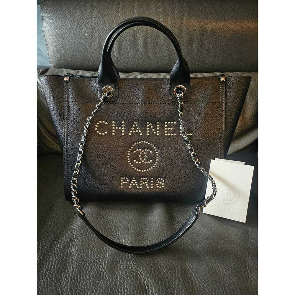 Chanel Deauville Chain leather tote - image 3