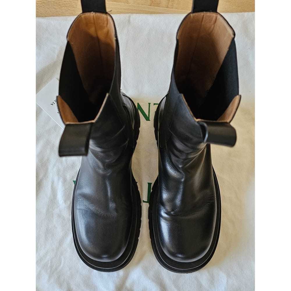 Bottega Veneta Lug leather ankle boots - image 9
