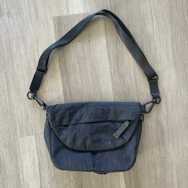 lululemon athletica, Bags, Lululemon Drawstring Bucket Crossbody Bag In  Black One Size Brand New Nwt