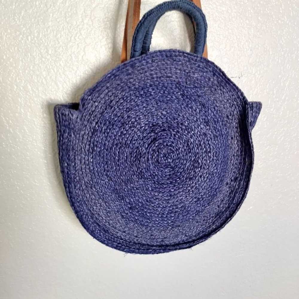 & other stories circle blue straw bag - image 5