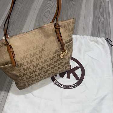 Khaki michael kors sale bag