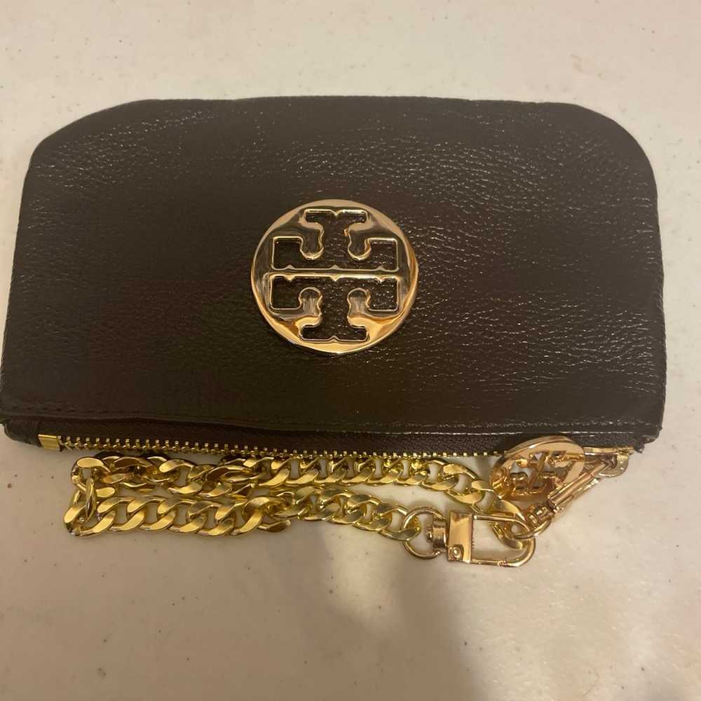 Tory Burch Leather Wristlet - image 10