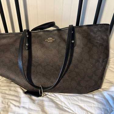 Coach Leather Zip Tote Brown C’s - image 1