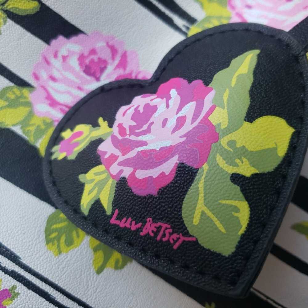 Betsy Johnson Pink Roses & Stripes Shoulder Cross… - image 4