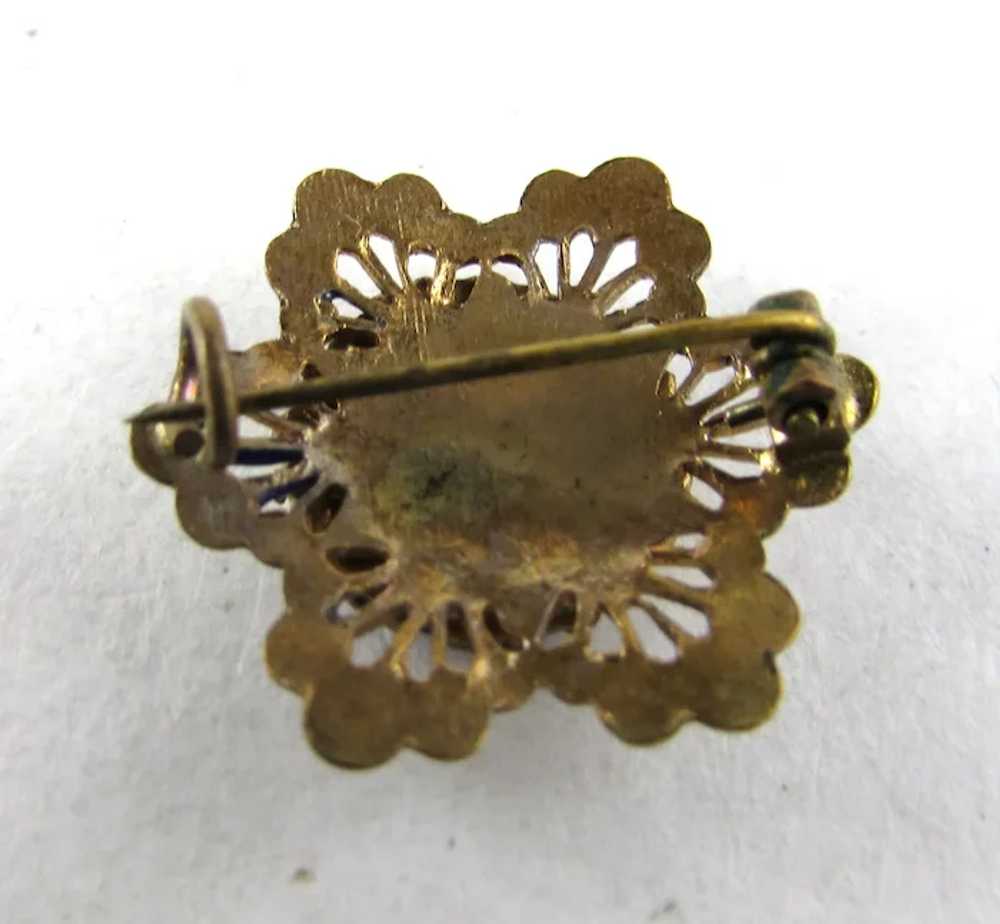Vintage Gold Tone Pin With C Clasp Closure of Han… - image 8