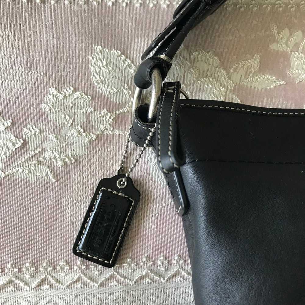 Vintage Coach Black Leather Shoulder Bag - image 4