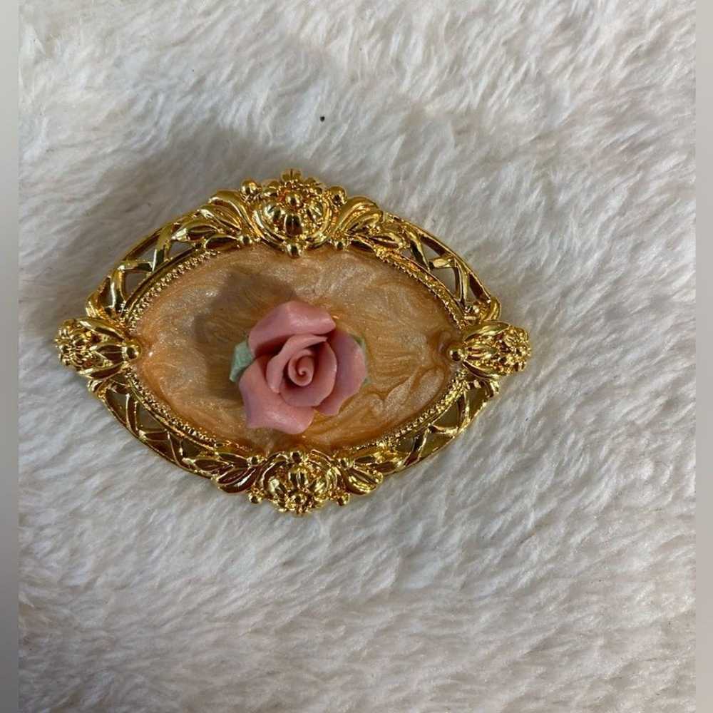 Brooch Pin with Raised Pink Rose Intricately Fram… - image 2