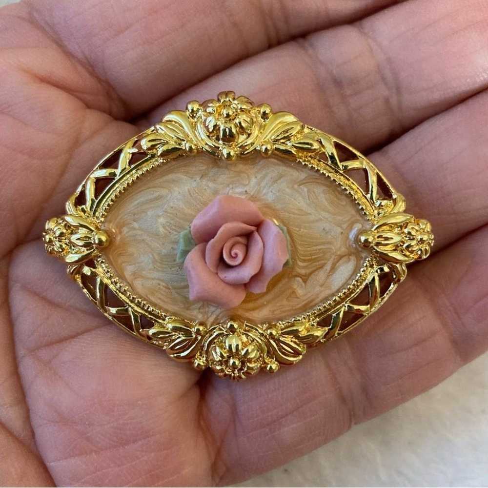 Brooch Pin with Raised Pink Rose Intricately Fram… - image 6