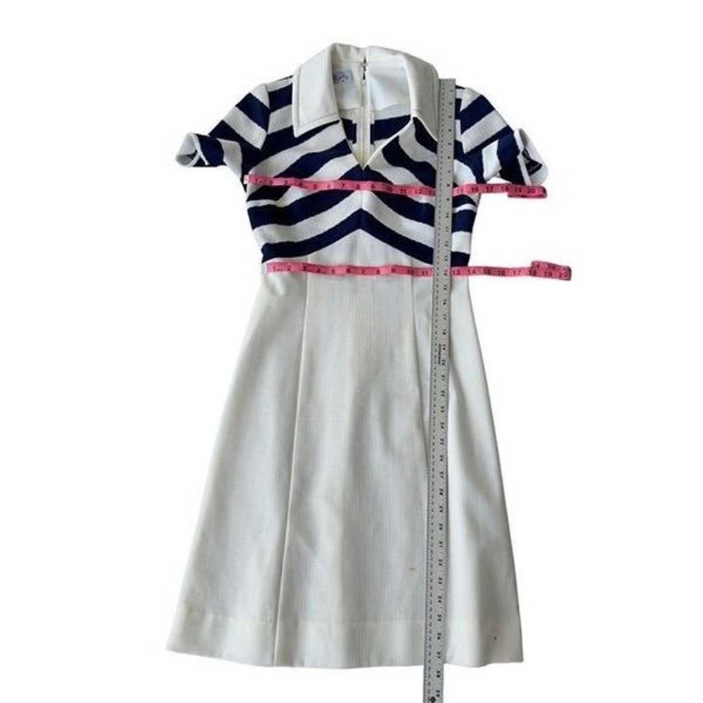 Nelly Don 50s Midi Dress White / Navy Blue Strip … - image 4