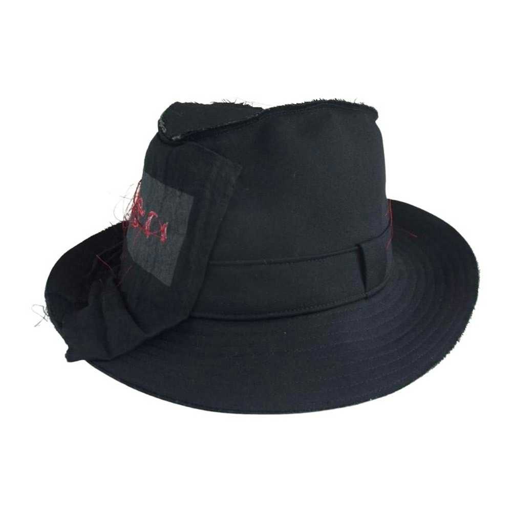 Yohji Yamamoto Yohji Yamamoto Horseshoe Patch Hat - image 1