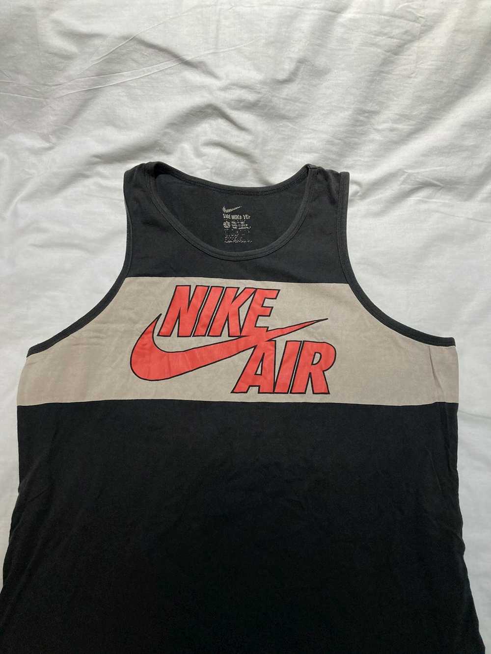 Nike Nike the Nike Tee, Nike Air Tank Top, size l… - image 2