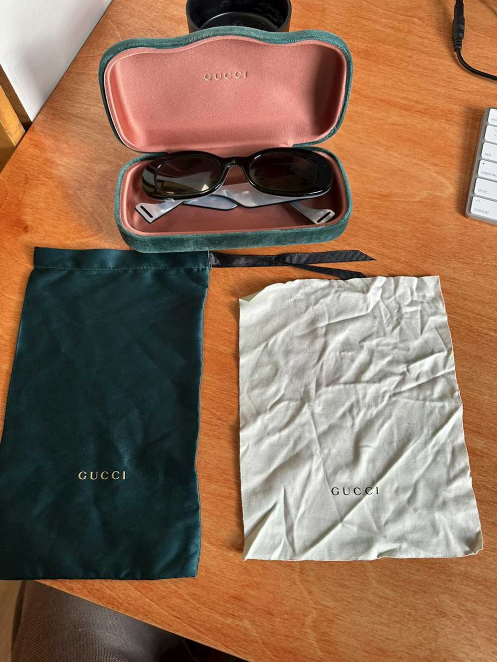 Gucci RARE Gucci Black Oval Sunglasses - image 2