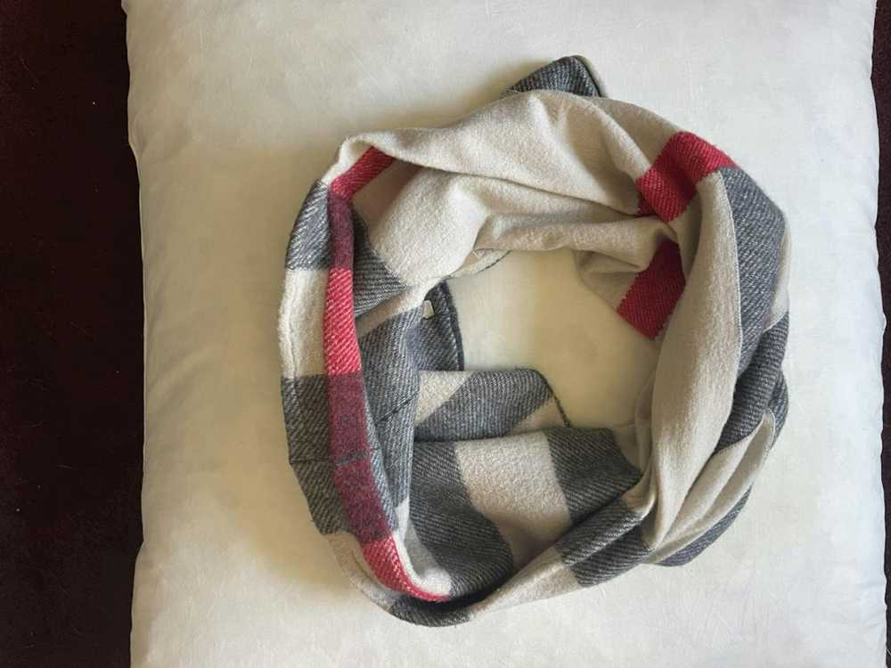 Burberry Classic Burberry Check Infinity scarf - image 1