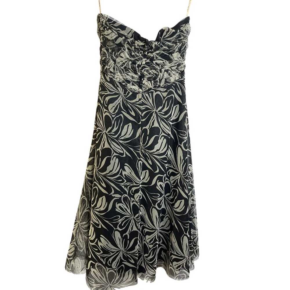 BCBGMaxazria Chiffon Tulle Lined Dress Floral Str… - image 2