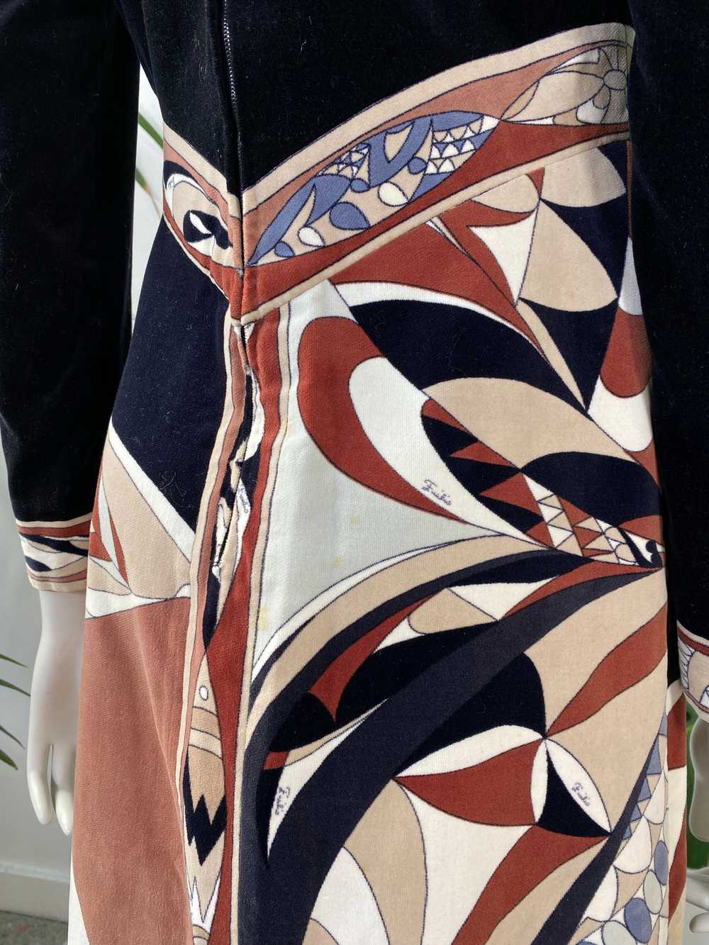 ‘60s Emilio Pucci Velveteen Dress - image 2