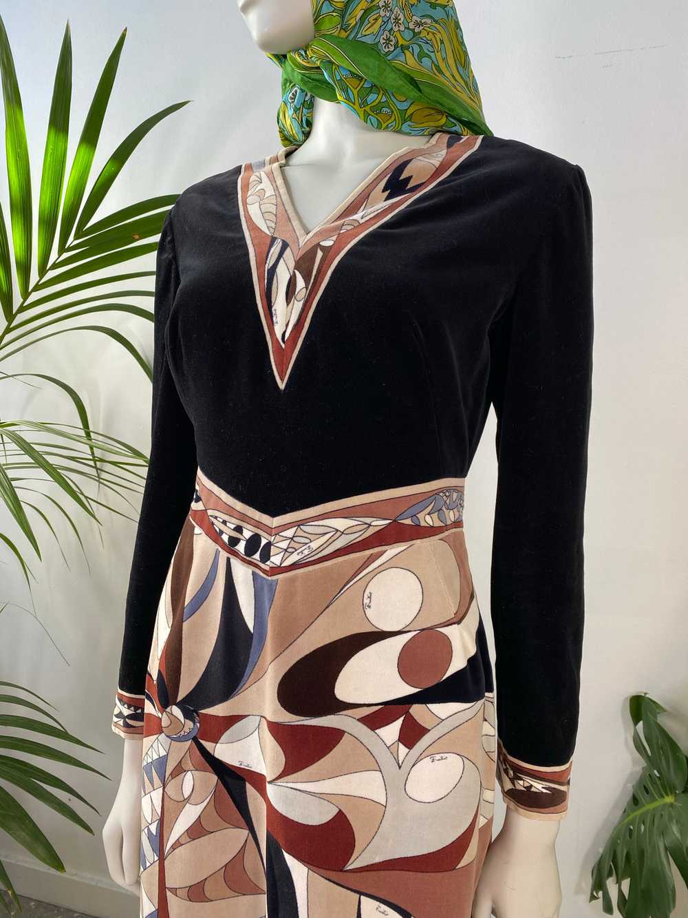 ‘60s Emilio Pucci Velveteen Dress - image 5