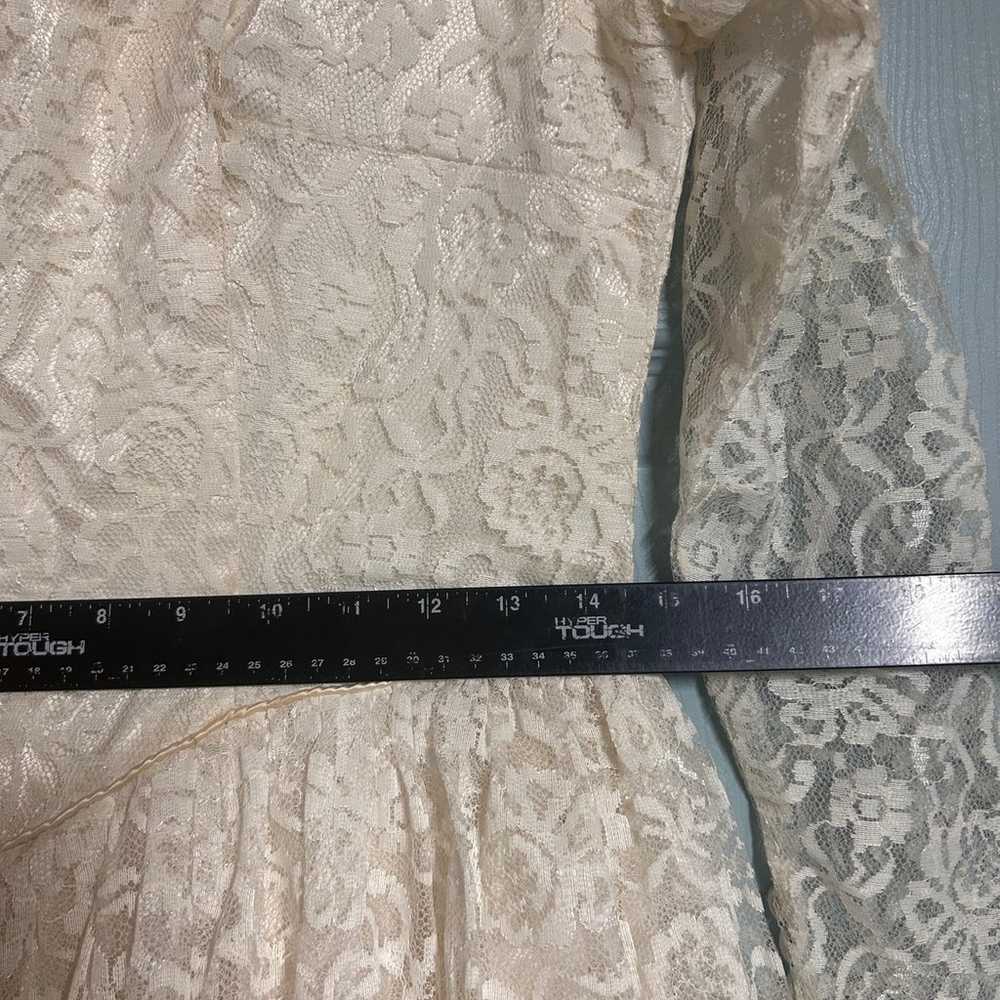 Vintage Tullle Lace Beautiful Romantic off the sh… - image 10