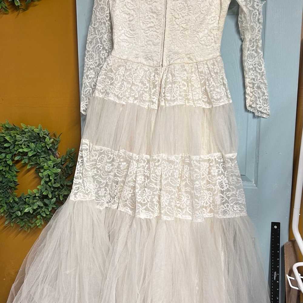 Vintage Tullle Lace Beautiful Romantic off the sh… - image 5