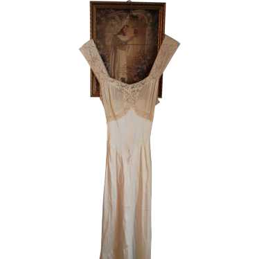 1930s or 40s Vintage Silk and Lace Nightgown Xs S… - image 1