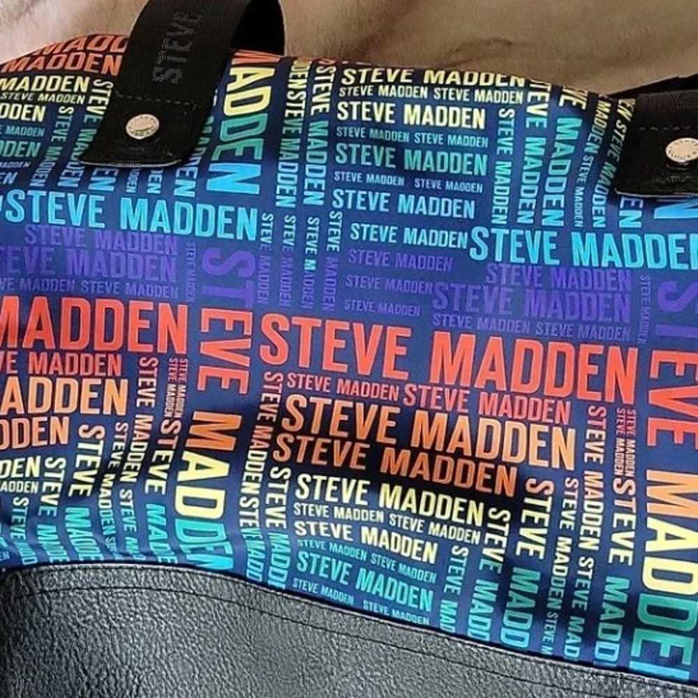 Steve Madden Designer Rainbow Logo Purse/Weekende… - image 2