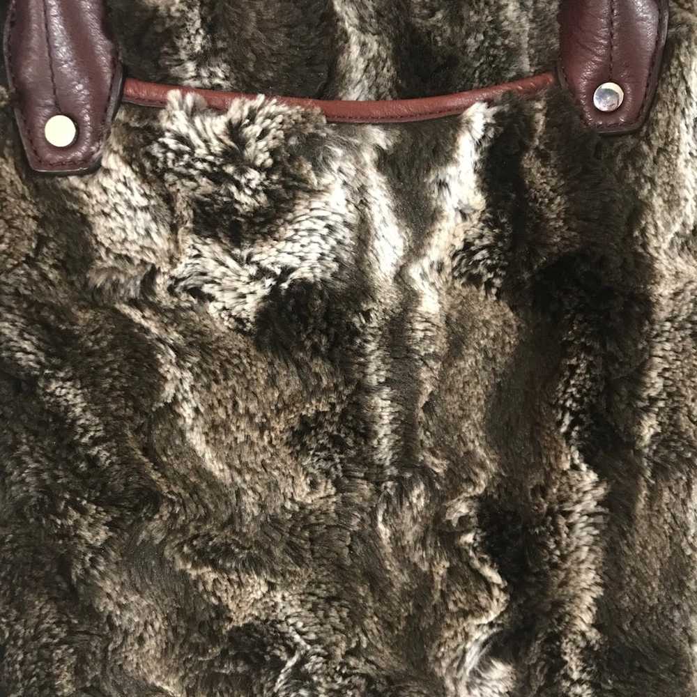 b makowsky purse faux fur - image 6